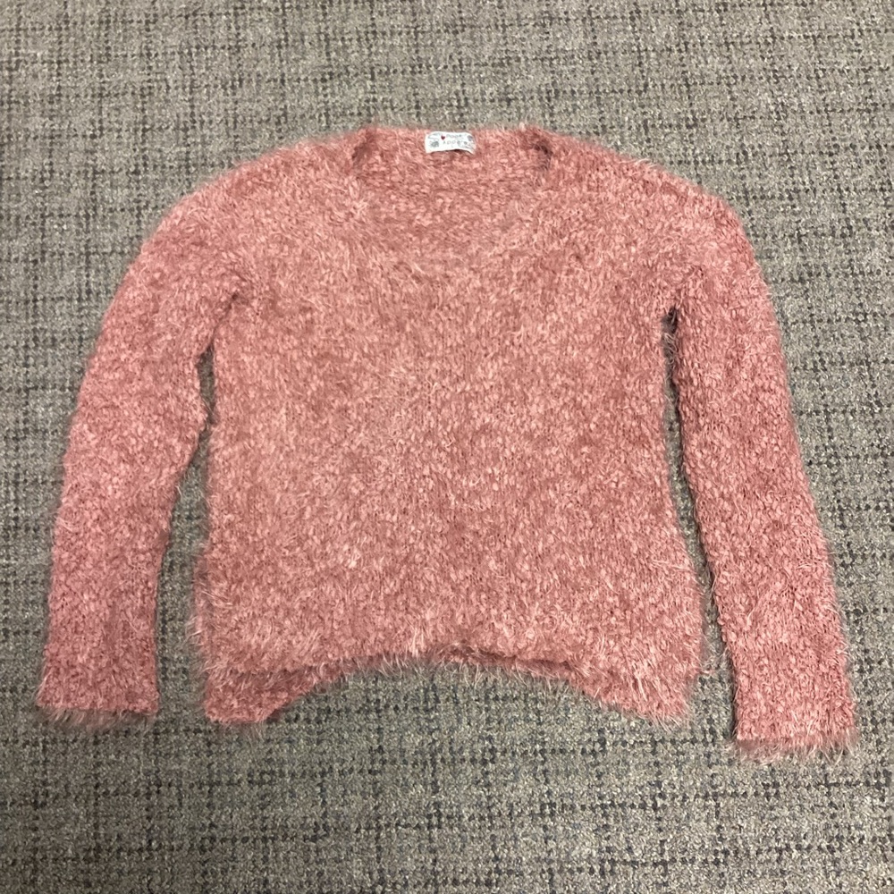 Poof Apparel Pink Dusty Rose Fuzzy Eyelash V-neck Sweater * Size L (Fit me as M)